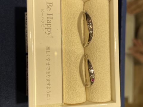 【canal4℃(カナルヨンドシー)の口コミ】 男性用、女性用ともにウェーブ型になっています。よく見るとかわいいお顔…