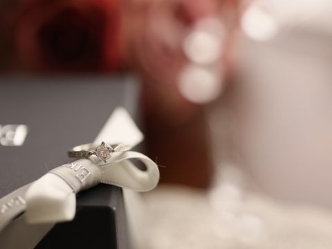 【EIKA(エイカ)の口コミ】 好きなデザインに加工ができるところが決め手になります。
指輪のデザイン…