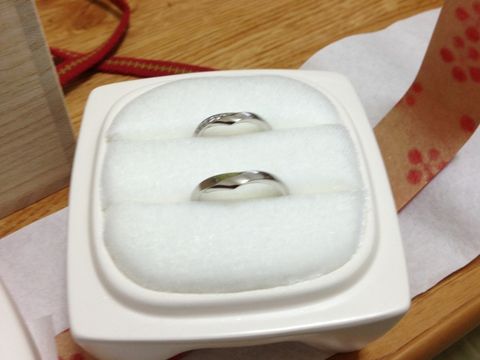 【俄(にわか)の口コミ】 色々なブランドを廻りましたが、主人と私の意見が合うものがなかなか見つ…