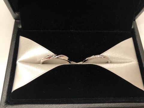 【エクセルコダイヤモンド(EXELCO DIAMOND)の口コミ】 シンプルすぎず華やかすぎずダイヤありのものを探しており、沢山見させて…