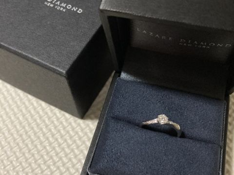 【ラザール ダイヤモンド(LAZARE DIAMOND)の口コミ】 デザインが1番好きでした。ぷっくりした指がコンプレックスで指輪はしたこ…