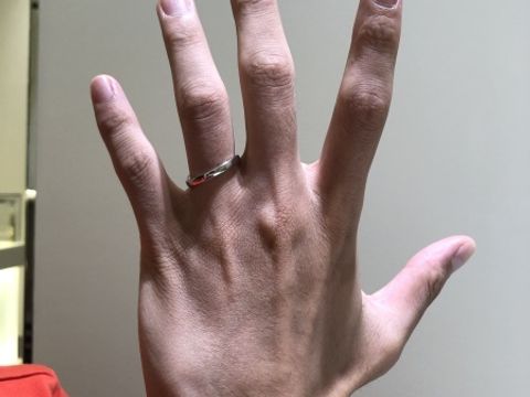 【TRECENTI(トレセンテ)の口コミ】 デザインはストレート、ウェーブ、エタニティとありますが、私はエタニテ…