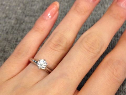 【ティファニー(Tiffany & Co.)の口コミ】 ティファニーが好きだったので、インターネットでいろいろとデザインを確…