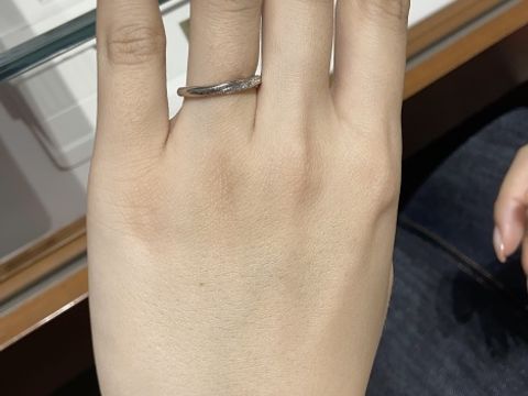 【銀座ダイヤモンドシライシの口コミ】 3ブランド比較しましたが、銀座ダイヤモンドシライシが1番ダイヤの輝きも…