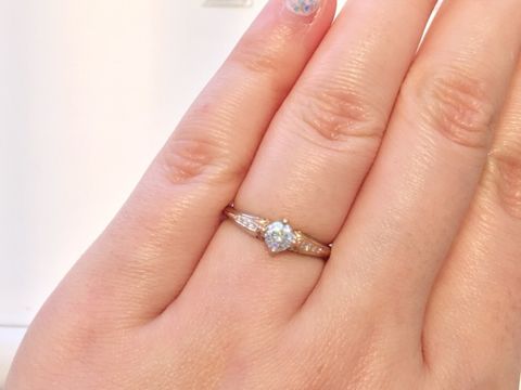 【LAPAGE(ラパージュ)の口コミ】 プラチナとピンクゴールドのコンビになっているところが、このデザインに…