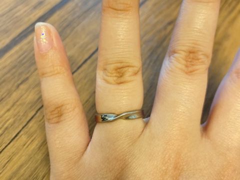 【Aroode(アローデ)の口コミ】 婚約指輪もこちらのお店で購入したのですが、結婚指輪もどんなものがある…