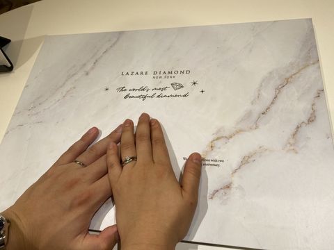 【ラザール ダイヤモンド(LAZARE DIAMOND)の口コミ】 外資系のブランドのため不安がありましたが、どのブランドにもない、理想…