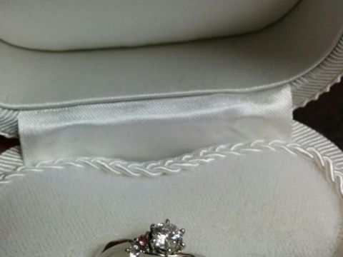 【I's stone(アイズストーン)の口コミ】 色々なお店を見ましたが、なかなかこれといったものに出会えずにいたとこ…