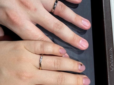 【俄(にわか)の口コミ】 ウェーブのデザインが魅力的だったことと、指輪の素材を４つの中から選ぶ…