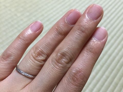 【4℃ BRIDAL(ヨンドシーブライダル)の口コミ】 キラキラしている指輪で華やかな指輪がよかったので、なかなか良いお値段…