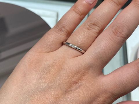 【アイプリモ(I-PRIMO)の口コミ】 自分の手は指が長くないし、少し太いです。指輪選びがちょっと心配ですが…