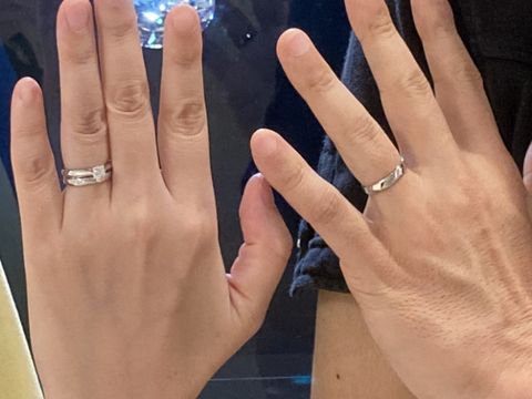 【ラザール ダイヤモンド(LAZARE DIAMOND)の口コミ】 デザインがとても素敵でしたので、こちらの指輪に決めました。ストレート…