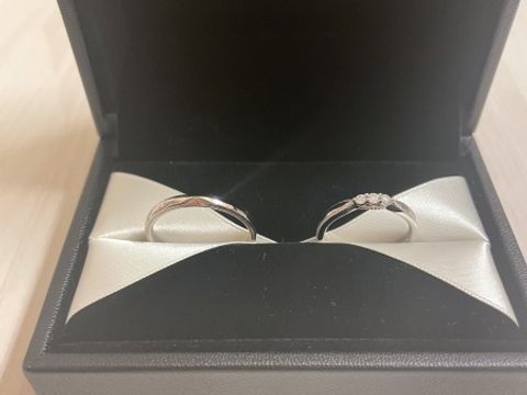 【エクセルコダイヤモンド(EXELCO DIAMOND)の口コミ】 他の人から見た時に目立つのは横の部分だと店員さんから聞いて、上からだ…