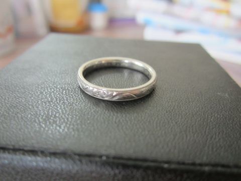 【FRAU KOBE JAPAN(フラウ コウベ ジャパン)の口コミ】 お互い、シンプルなのはいやだけれど、かわいすぎるのもちょっと、でも飽…