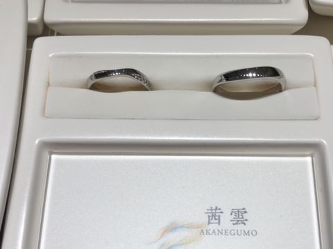 【俄(にわか)の口コミ】 リボンの形を探していたところ見つけました。
こちらはリボンにも見えます…