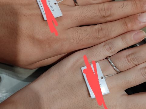 【アイプリモ(I-PRIMO)の口コミ】 ラインがとても綺麗、繊細、上品でとても好みでした。
細身のストレートで…