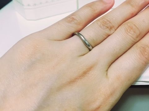 【MIKIMOTO(ミキモト)の口コミ】 夫と私で両方に合うデザインのため決めました。お互いに合うデザインをつ…
