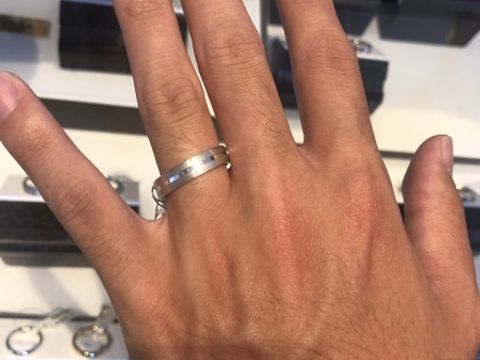 【CHRISTIAN BAUER(クリスチャンバウアー)の口コミ】 鋳造と違い鍛造リングなので、丈夫でしっかりとしています。つけ心地は抜…
