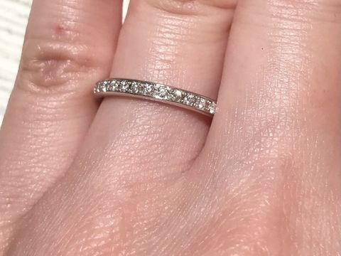 【TRECENTI(トレセンテ)の口コミ】 プラチナのハーフエタニティでキラキラとしていて、とてもかわいいです。…