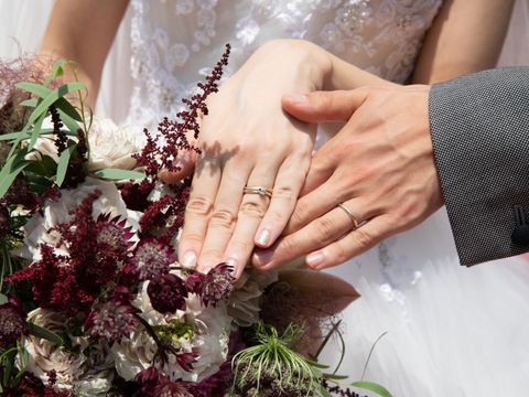 【杢目金屋(もくめがねや)の口コミ】 婚約指輪もこちらの杢目金屋さんでオーダーした
素敵な指輪を頂いたので
…