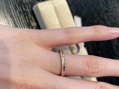 【MAYFAIR(メイフェア)の口コミ】 ディズニーキャラクターで人気のラプンツェルの指輪です。色はピンクゴー…