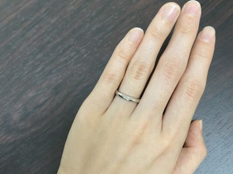 【ラザール ダイヤモンド(LAZARE DIAMOND)の口コミ】 婚約指輪をラザールダイヤモンドの「ミスト」にしたので、同じブランドで…