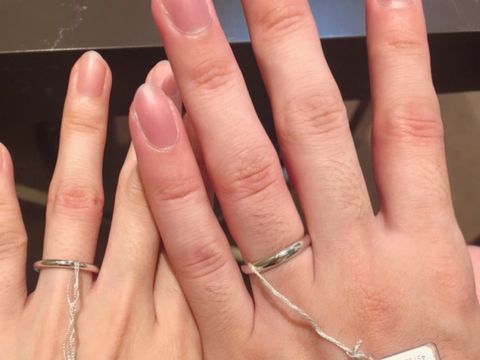 【TASAKI(タサキ)の口コミ】 シンプルで付け心地の良い指環を探していました。
三越のブライダルアテン…