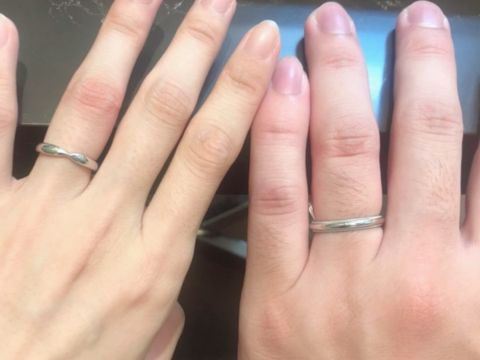 【ティファニー(Tiffany & Co.)の口コミ】 シンプルですが個性のあるデザインで探していました。こちらはリボンのよ…