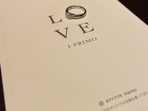 【アイプリモ(I-PRIMO)の口コミ】 【デザインについて】
一目惚れでした。真ん中のダイヤを際立たせてくれる…