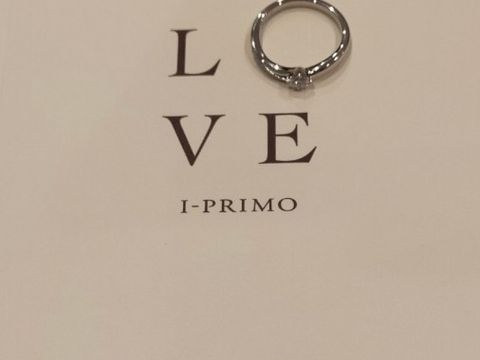 【アイプリモ(I-PRIMO)の口コミ】 上品で控えめな印象が決め手でした。
女性らしいウェーブラインです。
関…