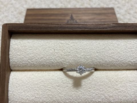 【PORTADA(ポルターダ)の口コミ】 インターネットで事前に指輪を探しているときにこちらのブランドを知り、…