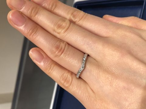 【銀座ダイヤモンドシライシの口コミ】 ダイヤモンドシライシさんはダイヤへのこだわりが強く感じられました。他…