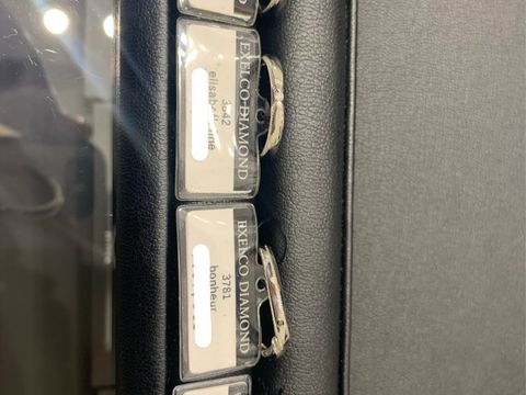 【エクセルコダイヤモンド(EXELCO DIAMOND)の口コミ】 ブランド力がありダイヤモンドの輝きが綺麗という事でお店を訪ねました！…