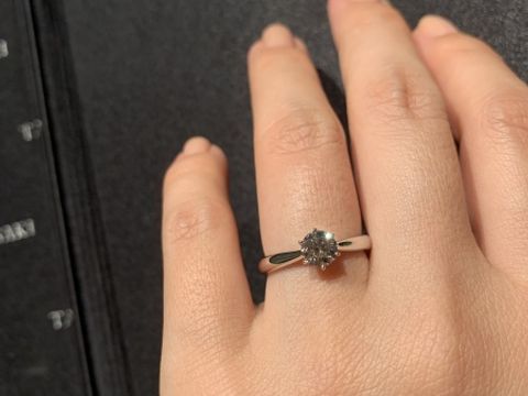 【TASAKI(タサキ)の口コミ】 とにかく綺麗なダイヤモンドでした！！！沢山見た中でタサキが1番キラッキ…