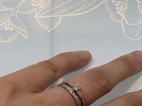 【ヴァンドーム青山(VENDOME AOYAMA)の口コミ】 重ね付けのできるデザインがいいなと思い、店員さんのおススメのものの中…