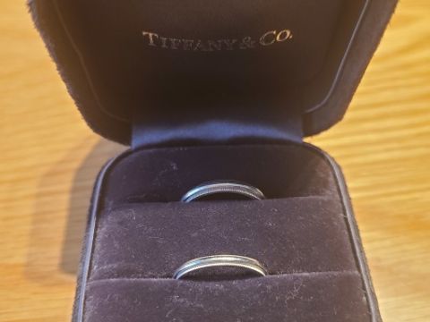 【ティファニー(Tiffany & Co.)の口コミ】 昔からあるデザインで私たちの親世代？くらいの店員さんも結婚指輪として…