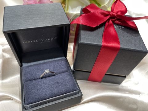 【ラザール ダイヤモンド(LAZARE DIAMOND)の口コミ】 自分の探していた4本爪&bull;ストレートデザイン&bull;華奢すぎないデザイ…