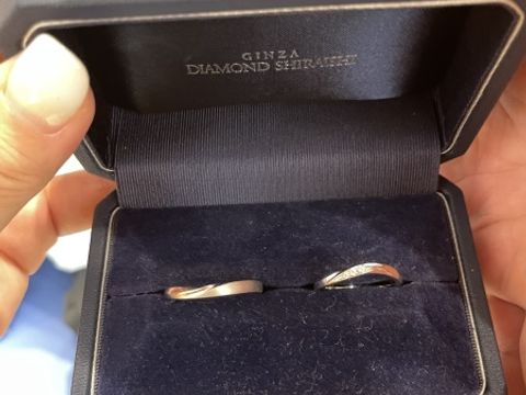 【銀座ダイヤモンドシライシの口コミ】 自分たちが探していた形とは違った
デザインがある指輪にとても魅力を感じ…