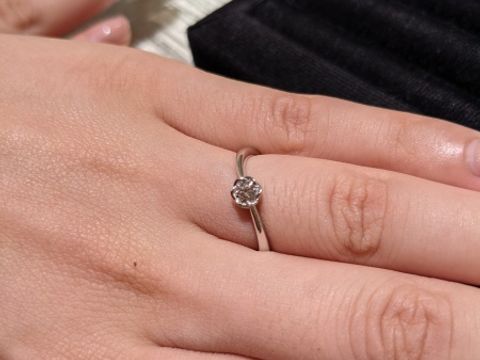 【TRECENTI(トレセンテ)の口コミ】 お花が大好きなので、フローラのデザインはすごく可愛かった！
全体的に細…