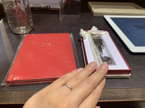【TRECENTI(トレセンテ)の口コミ】 指輪の内側が丸く加工されていて角が指に当たらないので、とても着け心地…