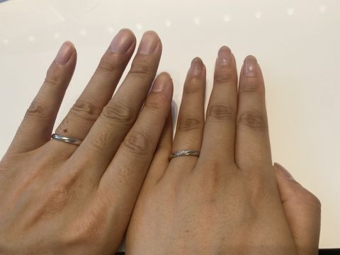 【4℃ BRIDAL(ヨンドシーブライダル)の口コミ】 指が太く、ぽっちゃりしているのがコンプレックスで、少しでも細く長く見…