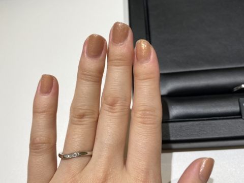 【ラザール ダイヤモンド(LAZARE DIAMOND)の口コミ】 指輪のデザインはそれほど多くない印象でしたが、特にウェーブのデザイン…