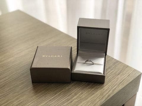 【ブルガリ(BVLGARI)の口コミ】 私の好みと主人の好みが重なり、こちらの指輪を購入しました。
私はシンプ…