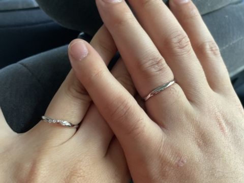 【canal4℃(カナルヨンドシー)の口コミ】 4°cの指輪を見に行った時に、よりお手頃価格で4℃のアフターサービスも…