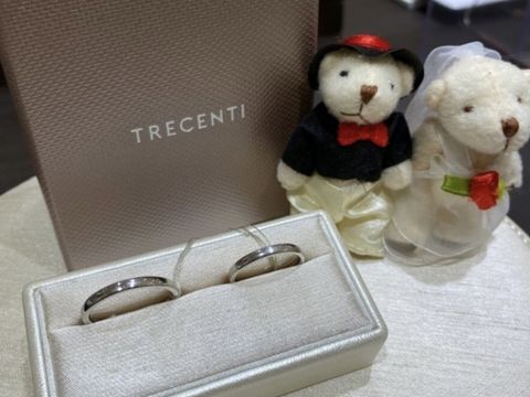 【TRECENTI(トレセンテ)の口コミ】 普段使いを考えて、ダイヤも何も付いていないシンプルなプラチナの指輪を…