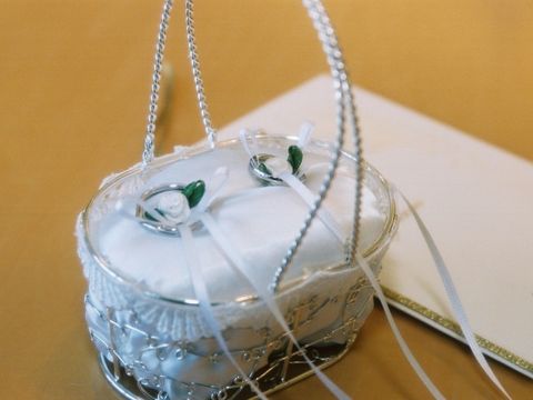 【4℃ BRIDAL(ヨンドシーブライダル)の口コミ】 購入前、レディース・メンズともに全く同じデザインのものより、レディー…