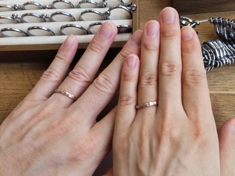 【CRAFY(クラフィ)の口コミ】 手作りなので、デザイン・テイスト・素材が自由に選べます。入籍日に2人で…