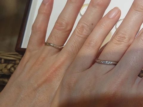 【杢目金屋(もくめがねや)の口コミ】 素材を組み合わせて自分達だけの指輪を作れるという点が魅力的です。弓桜…
