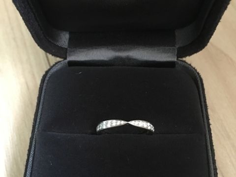 【ティファニー(Tiffany & Co.)の口コミ】 婚約指輪をティファニーで購入する事を決めたので、合わせてティファニー…