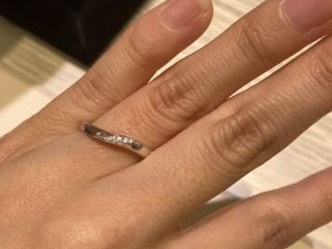 【TRECENTI(トレセンテ)の口コミ】 ダイヤモンドの質にこだわっていて、とても輝きがきれいなダイヤモンドで…